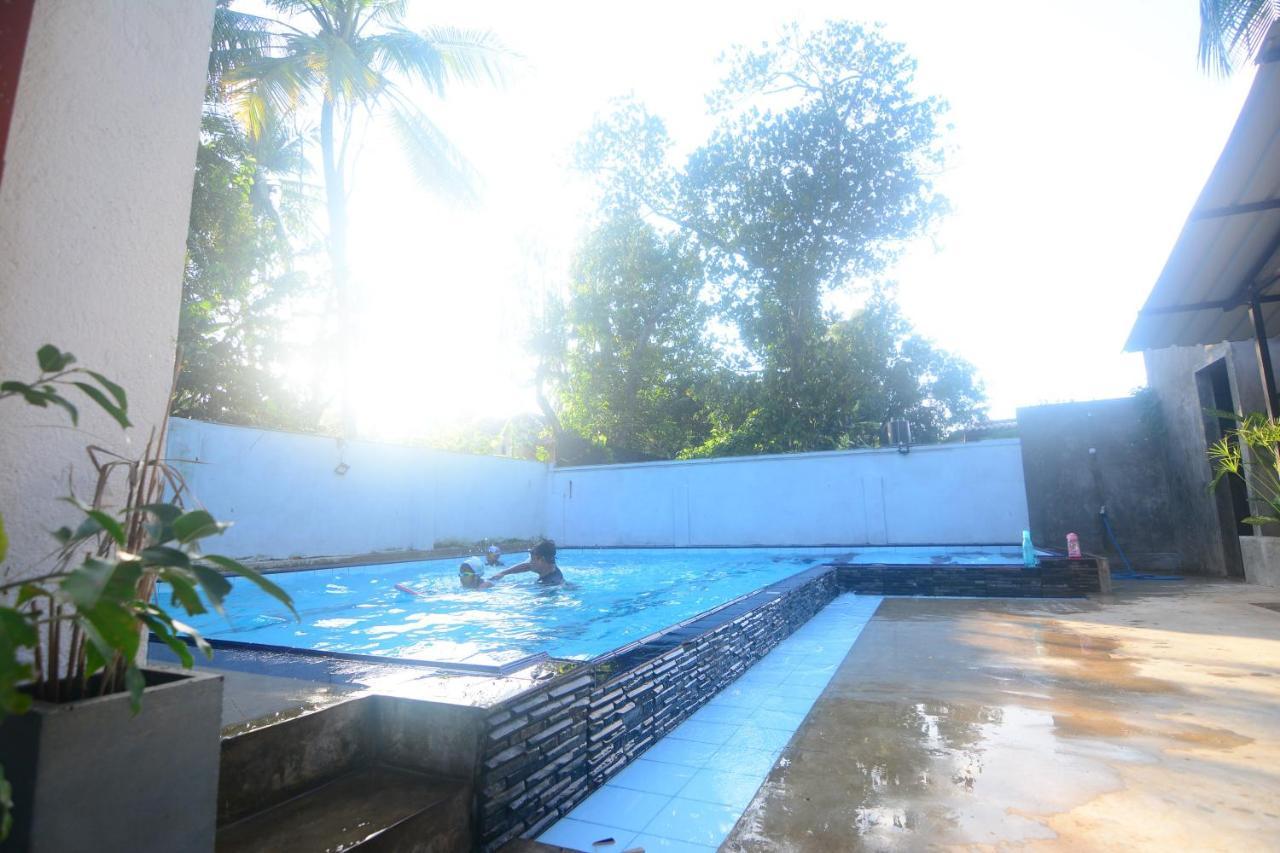 Apartamento Kutumbaya Anuradhapura Exterior foto