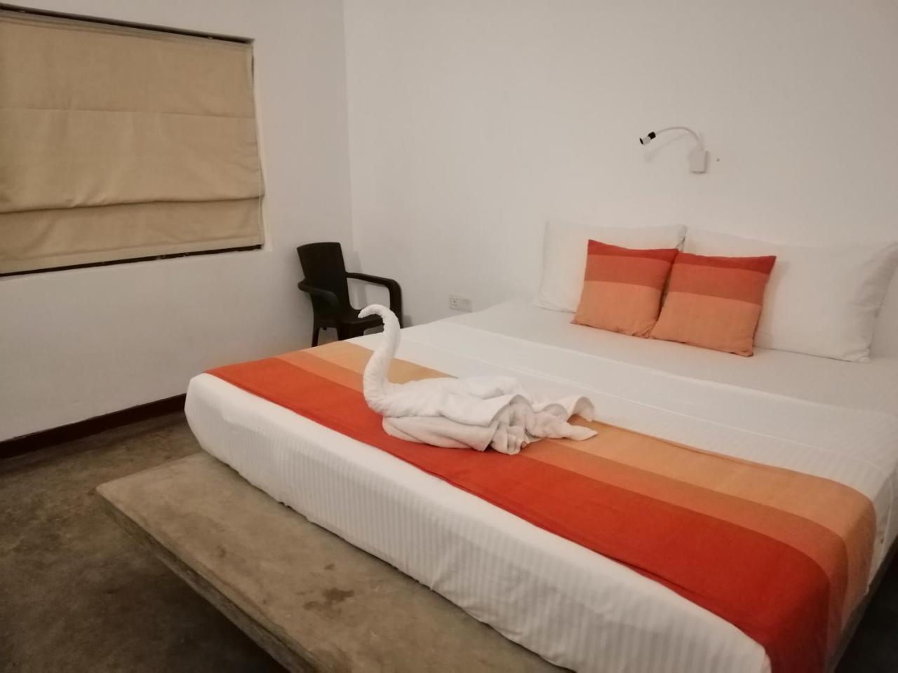 Apartamento Kutumbaya Anuradhapura Exterior foto